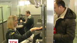В аэропорту "Борисполь" установили систему, которая позволяет проверить документы за 5 секунд
