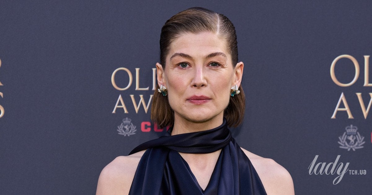 Розамунд Пайк