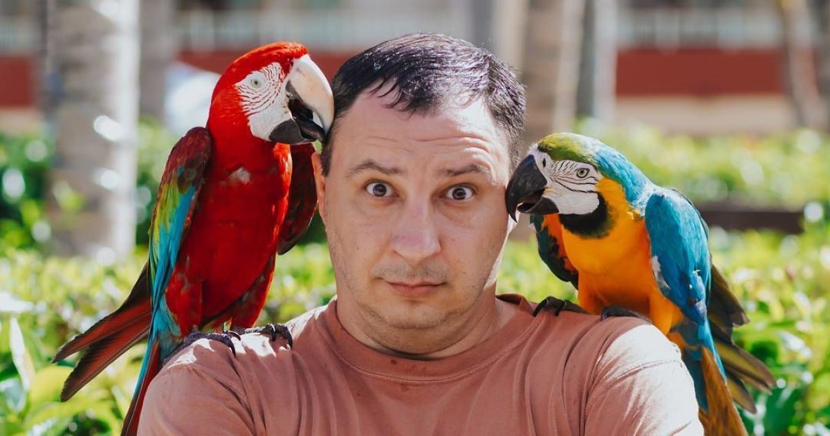 Дмитрий Танкович познакомил с красавицей-женой и показал загородный дом