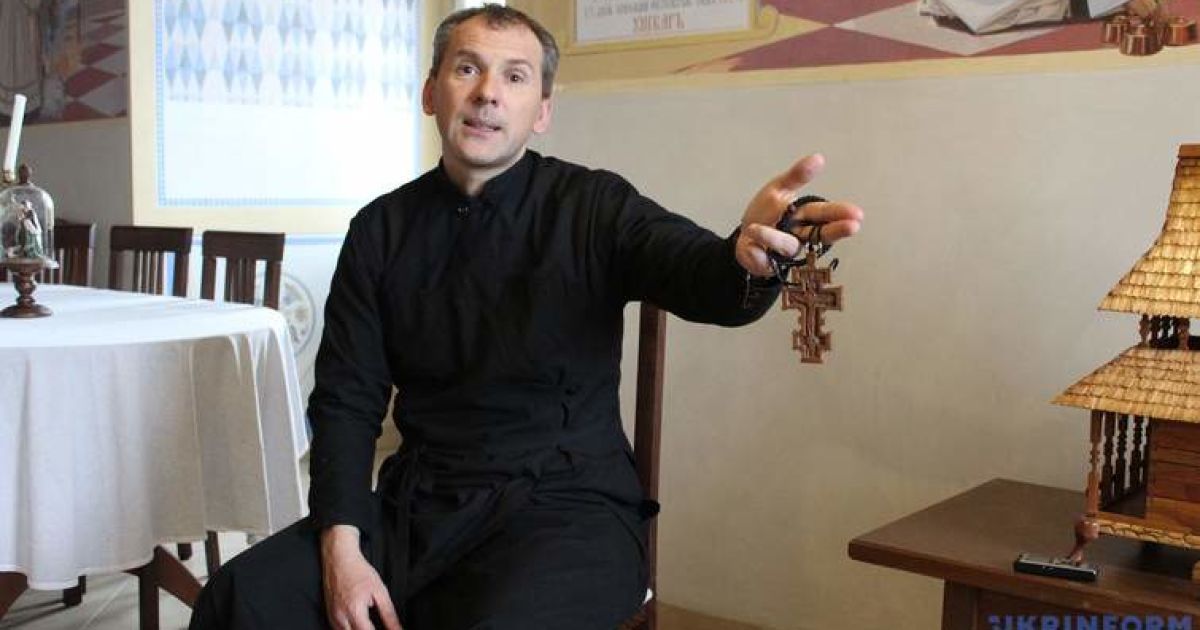 Священник Ужгородского греко-католического собора призвал к примирению русских и украинцев