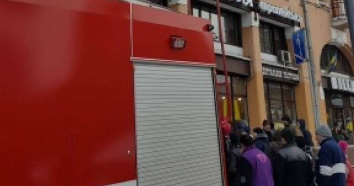 В центре Киева произошел пожар на Бессарабском рынке