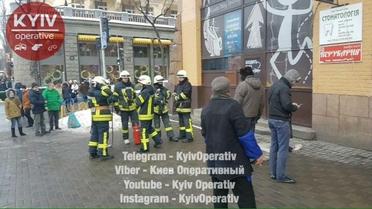 пожежа бесарабський ринок_1 / © Facebook/Киев Оперативный