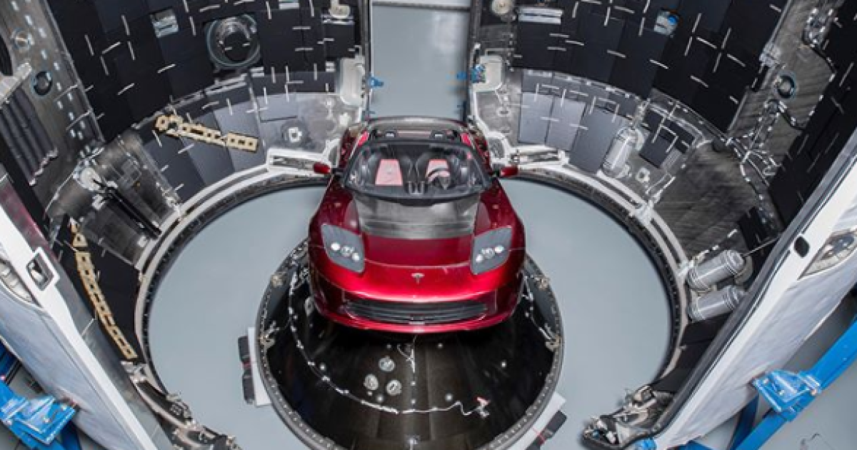 Електрокар tesla roadster найближче підібралася до марсу