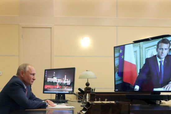 Макрон провів ще одну розмову з Путіним — ЗМІ