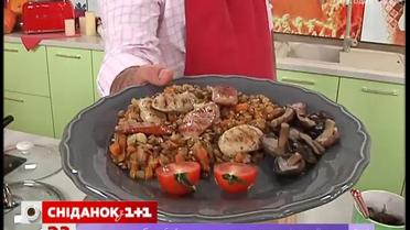 Рецепт сочевиці із ковбасками від Руслана Сенічкіна