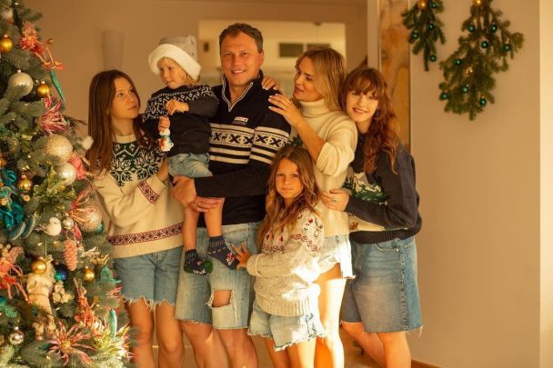 Андрей Пятов с женой и детьми / © instagram.com/piat30