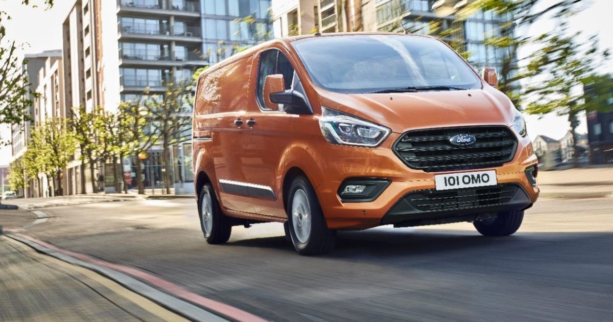 Ford представил новый коммерческий фургон Transit Custom