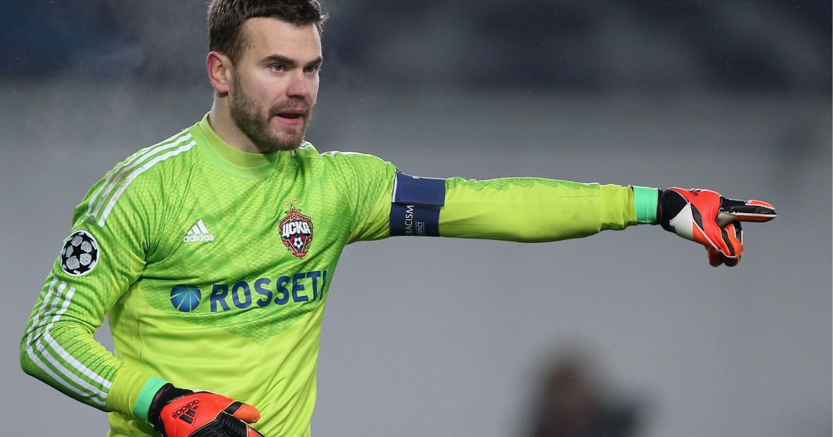 Акінфєєва обізвали педофілом.