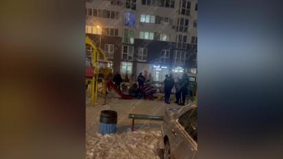 В Киеве женщина упала с катка и скончалась