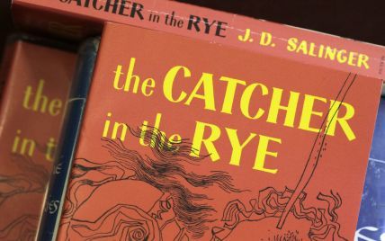 Всемирно известный роман Джерома Сэлинджера "Над пропастью во ржи" впервые выйдет в электронном формате