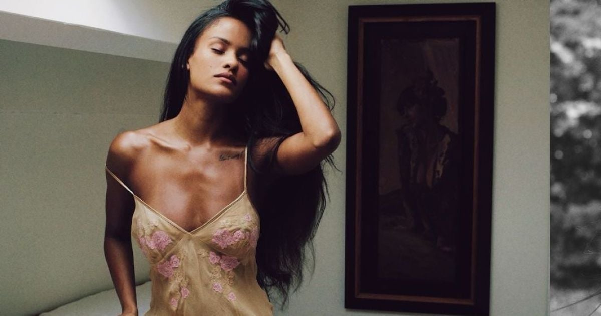 instagram.com/narahbaptista/