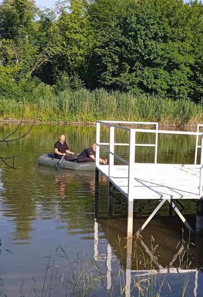 Нырнул в озеро и не выплыл: во Львовской области утонул парень