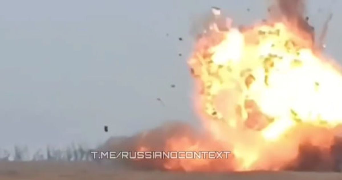 Российский танк после удара дрона ВСУ