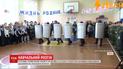У школі Челябінської області спецпризначенці показали 5-класникам, як розганяти мітинги