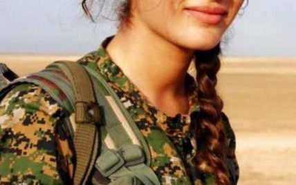 У Сирії вбили "Анджеліну Джолі Курдистану", яка воювала проти "Ісламської держави"