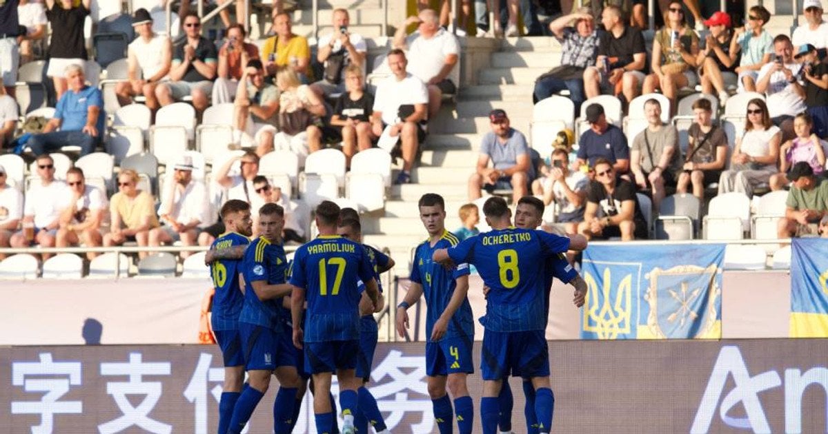 Молодіжна збірна України з футболу (U-21)