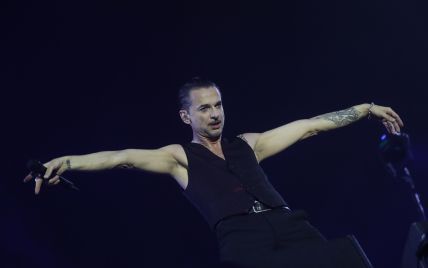 Соліста Depeche Mode виписали із мінської лікарні