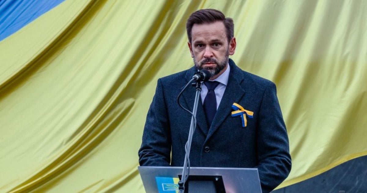 "Там живут наши братья": Шмыгаль проверит слова главы Закарпатской ОГА о "родственниках в РФ"