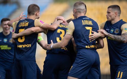 Дніпро-1 - АЗ: де дивитися матч Ліги конференцій і прогнози букмекерів