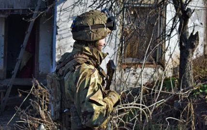 В Марьинке над позициями украинских военных заметили вражеский беспилотник