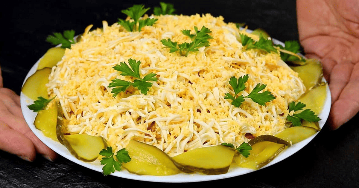 Салат "Глорія": рецепт (фото з сайту "Господинька")