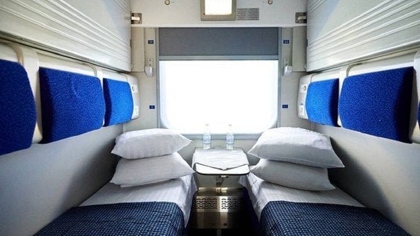 В Україні шалений дефіцит квитків на потяги: як їх можна «ви