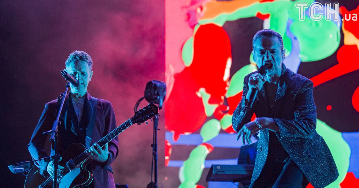 Depeche Mode в Киеве: частный самолет и по авто на каждого музыканта