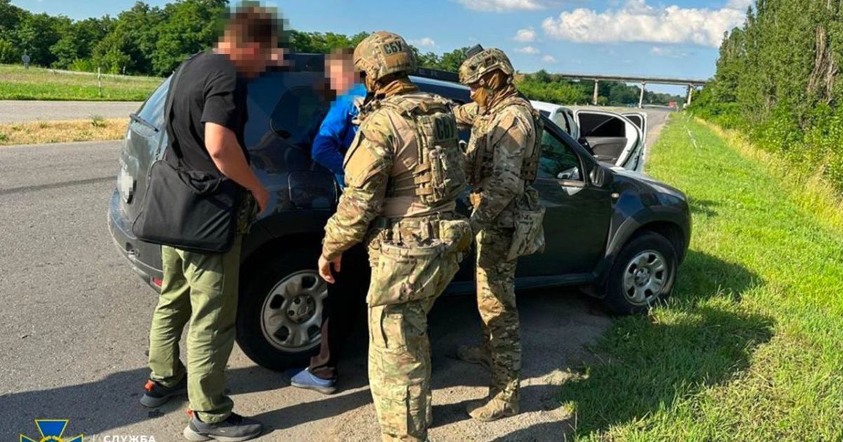 СБУ затримала агента ФСБ, який влаштувався до оборонного заводу на Кіровоградщині