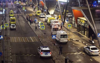 Катастрофа в "Шереметьево": 13 человек погибли из-за пассажиров, которые пытались спасти свои вещи – СМИ