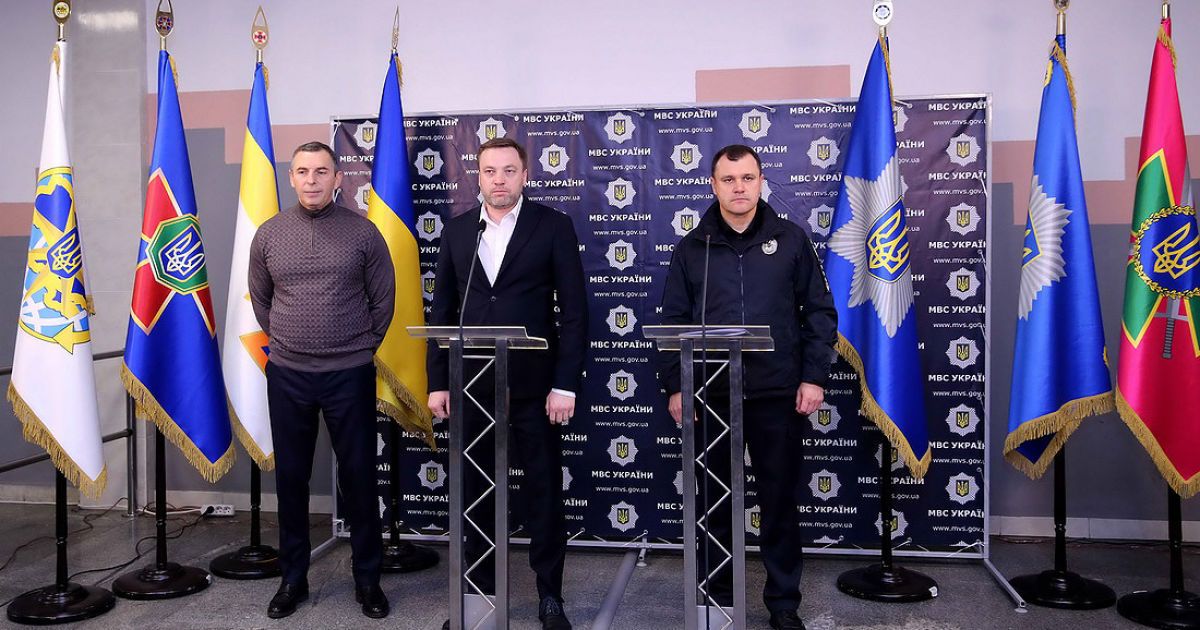 "Йому було дуже боляче": Шефір розповів, як водій врятував життя їм обом