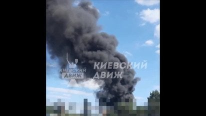 В Киеве неожиданно раздался взрыв: над городом поднимается черный дым