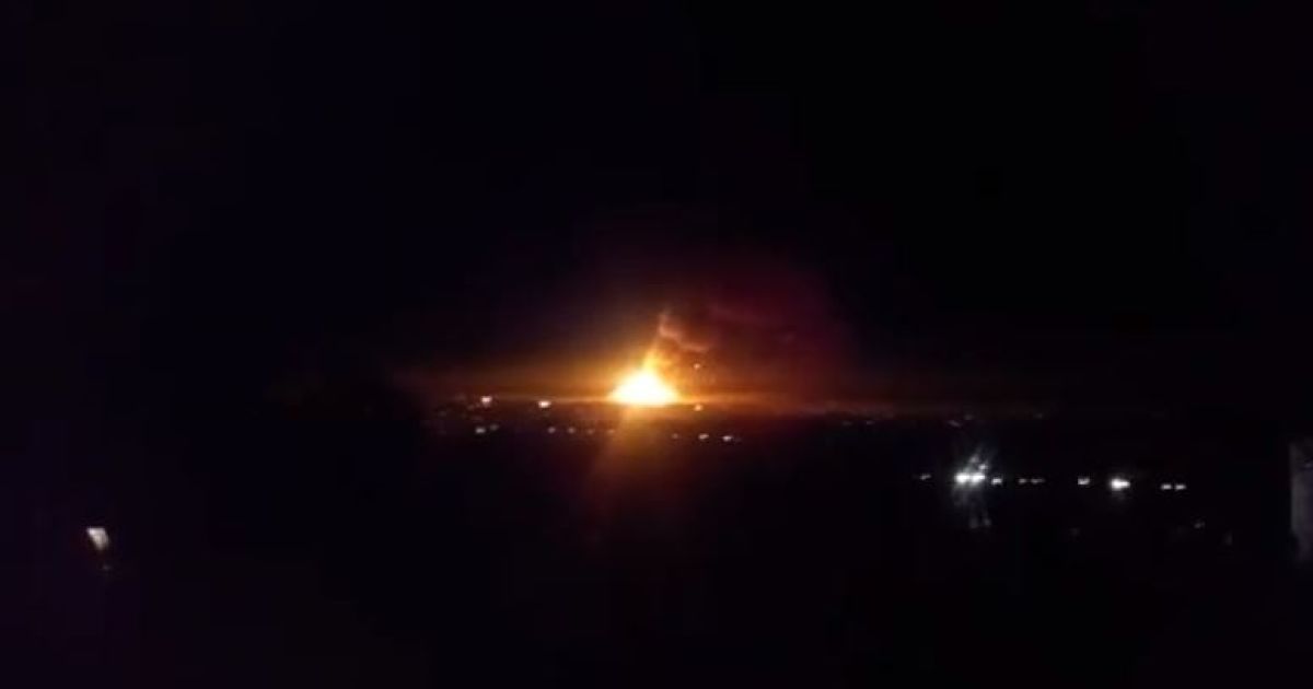Взрывы продолжают греметь