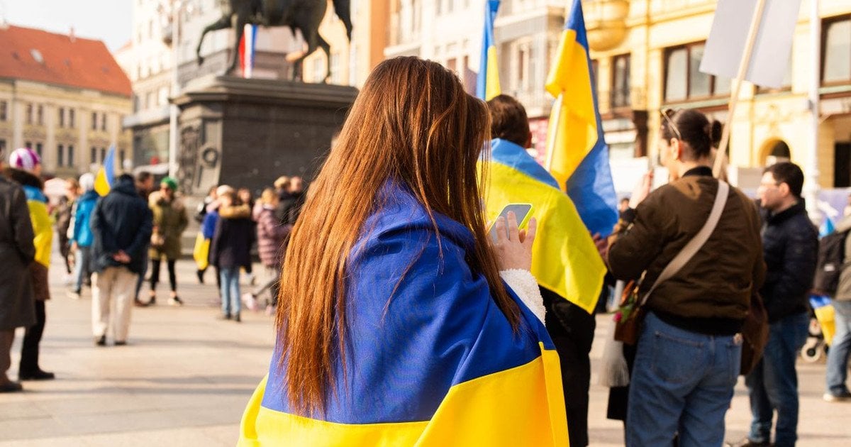 Привітання з Днем Державного Прапора України