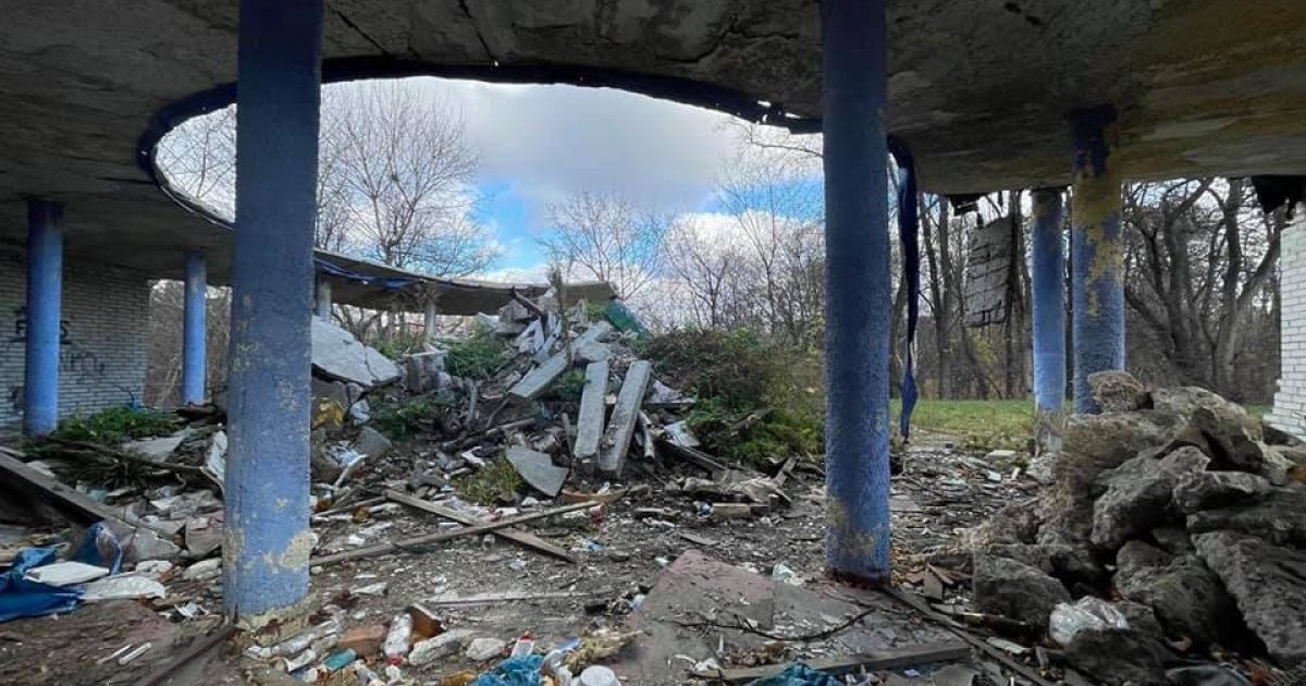 У Мережі показали закинутий парк "Нивки" в Києві / © із соцмереж