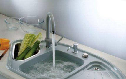 Как избавиться от засорения в ванной или на кухне за 15 минут: 5 простых решений