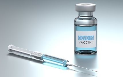 Радуцкий рассказал, при каком условии вакцина может стать платной и когда