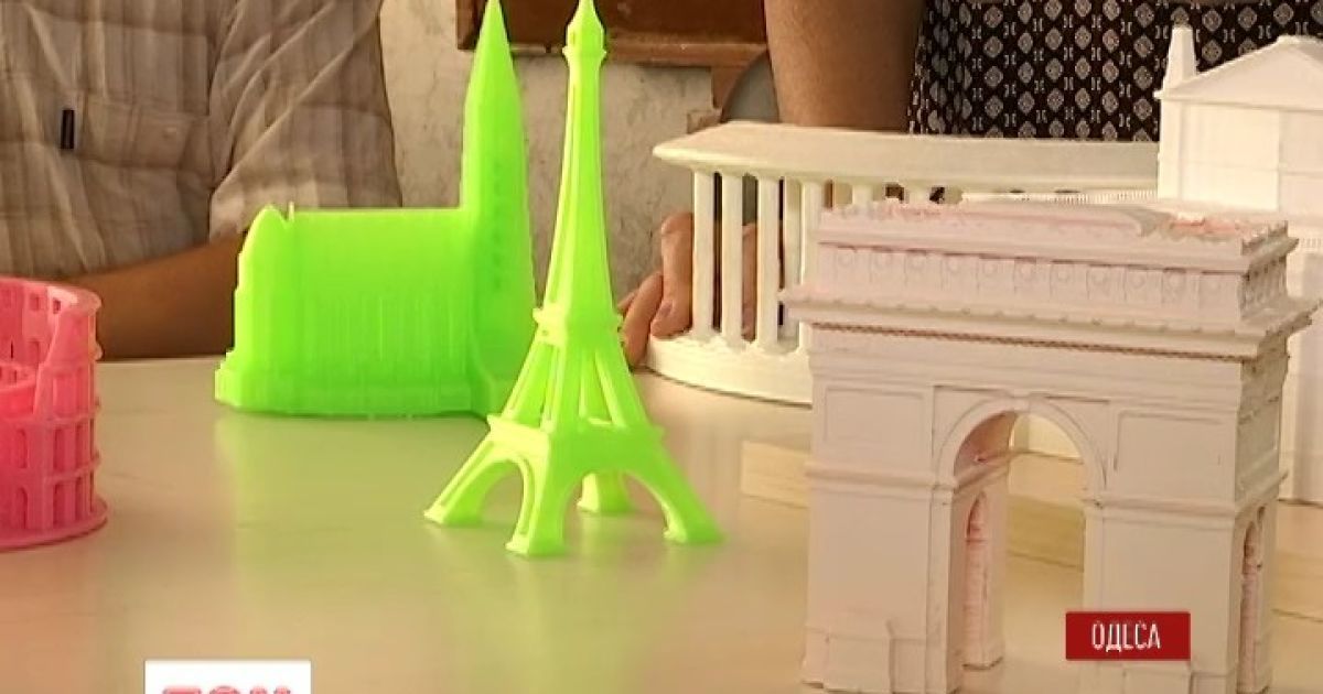В Одессе создали 3D-миниатюры памятников мировой архитектуры для слюдей с недостатками зрения