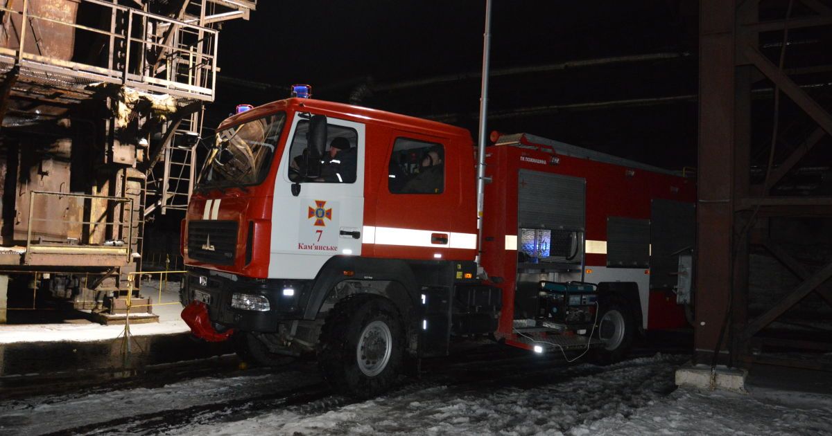 Пожар на коксохимическом заводе в Каменском: руководство опровергает версию о взрыве газа