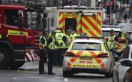 В британском Глазго мужчина с ножом набросился на прохожих: трое людей погибли