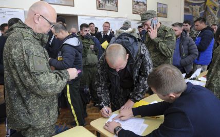 Додому повернуться 300 тисяч "Лад": військовий експерт про мобілізацію в РФ