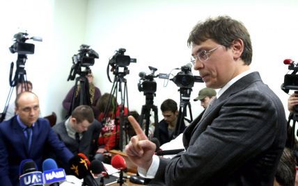 Підозрюваному в корупції екс-нардепу Крючкову віддали паспорт і він вже повернувся до Німеччини