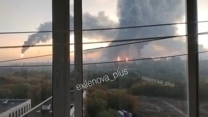 В Москве пылает: дроны атаковали НПЗ, горят склады - видео