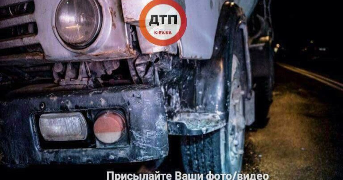ДТП бетономішалка і французьке посольство_1 / © facebook.com/dtp.kiev.ua