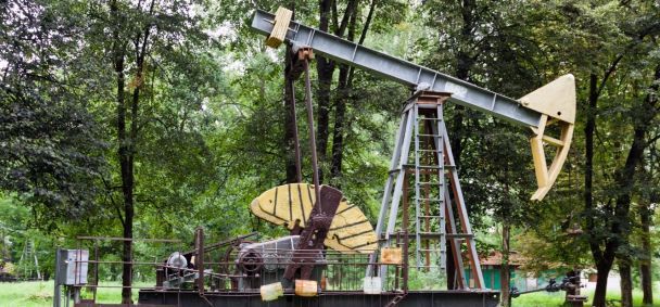 Нефтяные качалки в центральном парке Борислава, фото/"Локальная История"