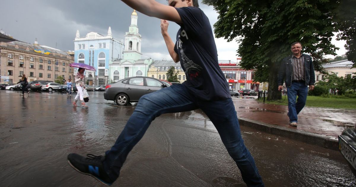 злива в києві 10 червня_6 / © УНИАН