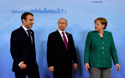 Меркель объяснила "встречу трех" относительно Украины неопытностью Макрона