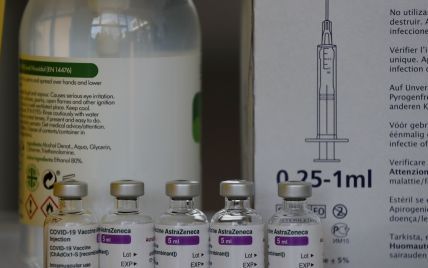 Очільник МОЗ повідомив, коли українці зможуть обирати вакцину для щеплення від коронавірусу