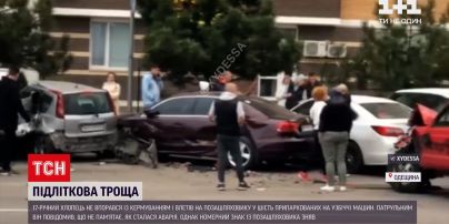 Новини України: в Одеській області 17-річний юнак сів за кермо без водійських прав та розбив 6 авто