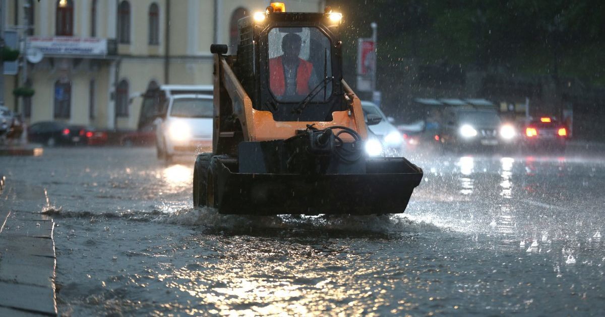 злива в києві 10 червня_14 / © УНИАН