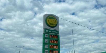 В Днепре появился бензин: выстроились огромные очереди